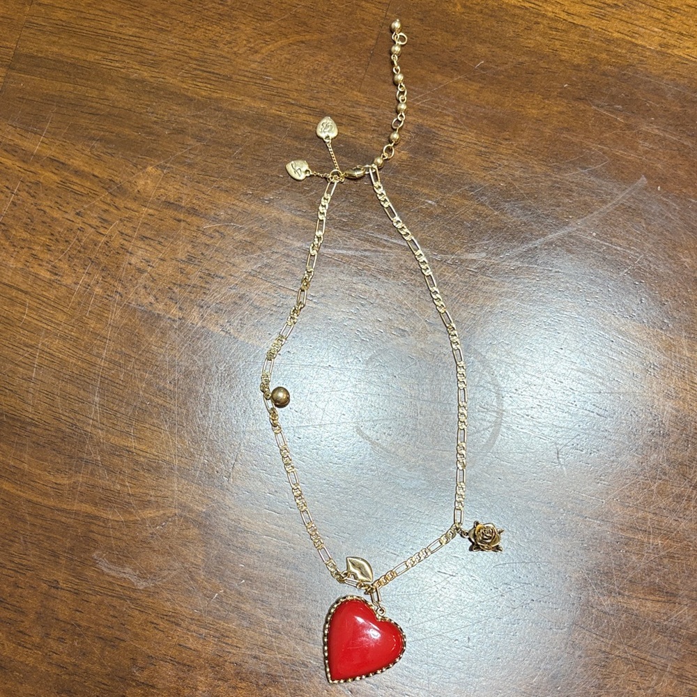 Chic Gold Necklace with Red Heart Pendant